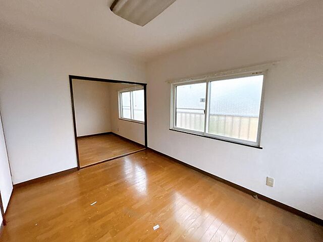 室内 八戸市大字尻内町字大仏39-13