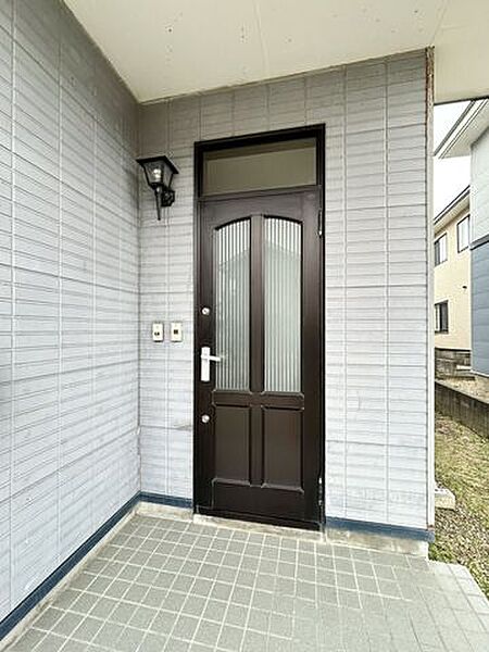 玄関を拡大表示