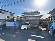 価格には消費税、リフォーム費用を含みます。リフォーム中でもご案内可能。内覧希望の方はお電話ください。