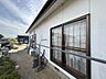外観：【リフォーム予定/外観】これから外壁・屋根塗装、除草作業をを行います。雨漏り対策として定期的な外壁塗装はとても大切です。