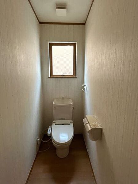トイレを拡大表示