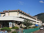 【周辺環境】会津若松市立第五中学校まで約700ｍ（徒歩で9分）です。