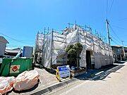 【リフォーム中】外壁は塗装を行い見た目も生まれ変わります。