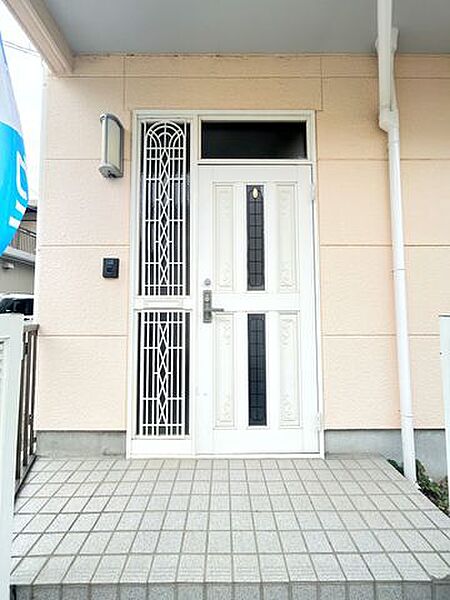 玄関を拡大表示