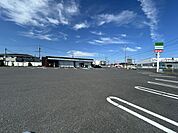 佐野 ファミリーマートひたちなか稲田店様まで300ｍ（徒歩4分） 1200m