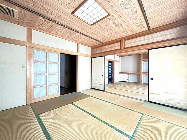 室内 筑西市下岡崎2丁目13-12