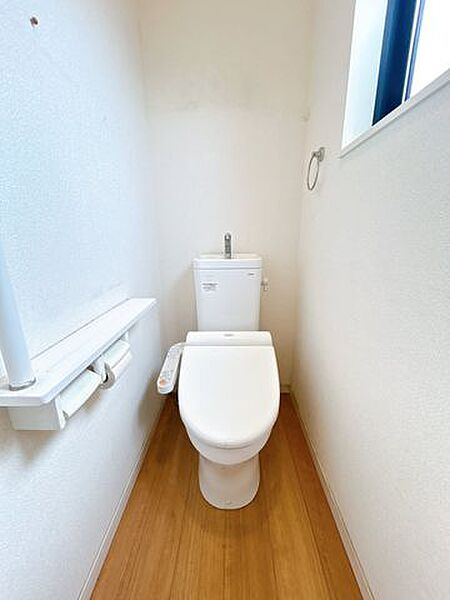 トイレを拡大表示