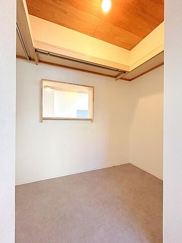 収納 邑楽郡千代田町大字赤岩179-28