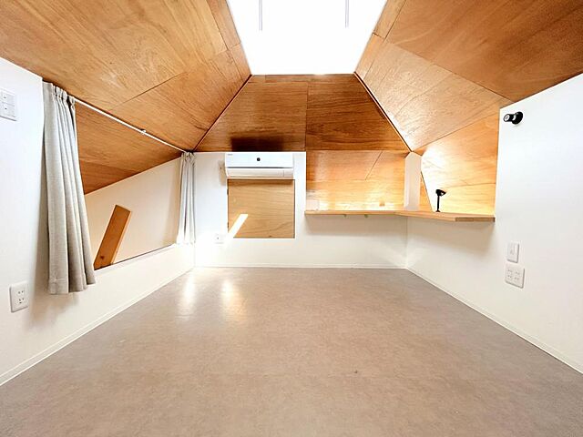 室内 邑楽郡千代田町大字赤岩179-28