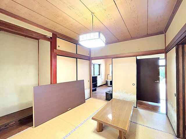 室内 館林市近藤町195-30