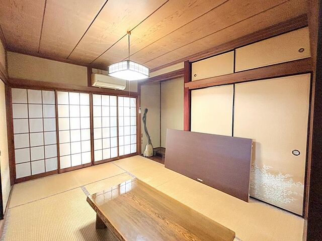 室内 館林市近藤町195-30