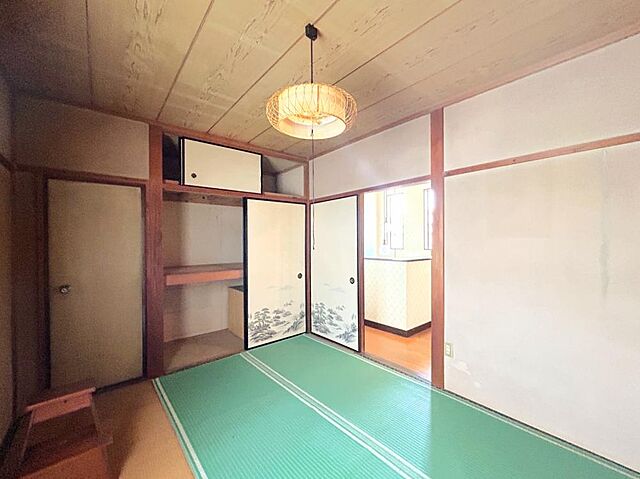 室内 館林市近藤町195-30