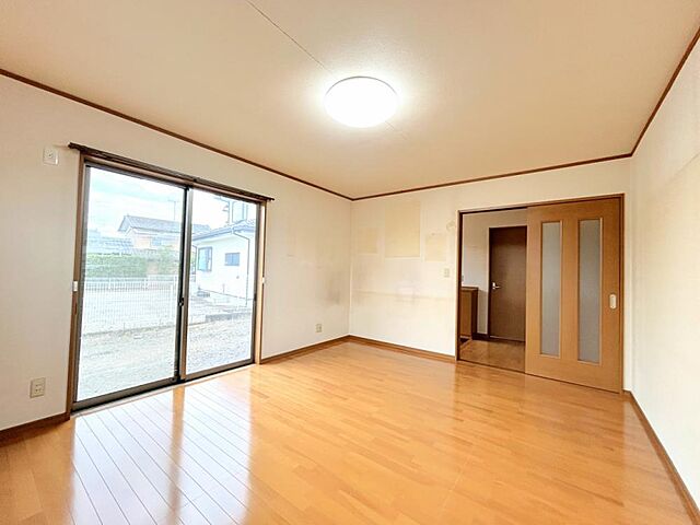 リビング/ダイニング 太田市新田村田町1678-6