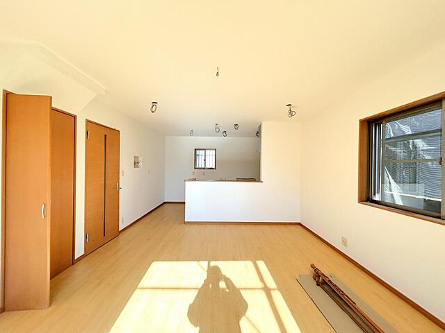 リビング/ダイニング 館林市花山町2587-2