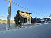 価格には消費税、リフォーム費用を含みます。リフォーム中でもご案内可能。内覧希望の方はお電話ください。