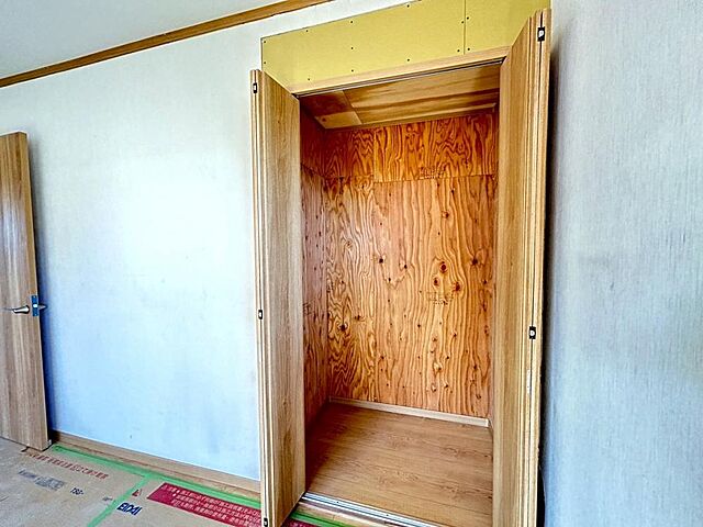 収納 伊勢崎市東小保方町2949-11