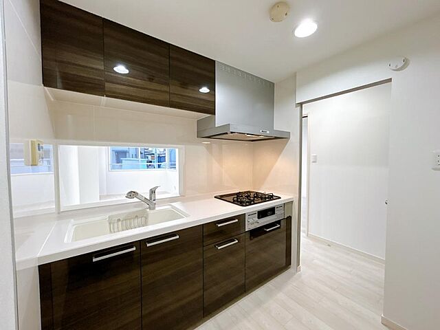 キッチン ベルメゾン末広 1階/-