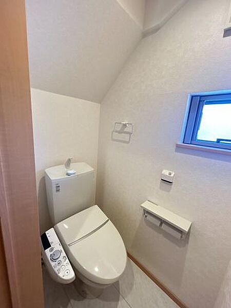 トイレを拡大表示