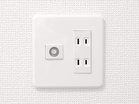 【同仕様写真】コンセント、テレビジャックは間取りに合わせて適宜増設しています。