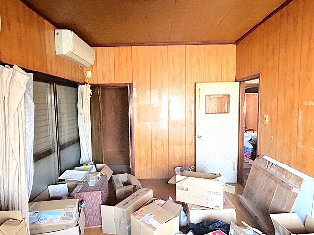 室内 渋川市石原935-16