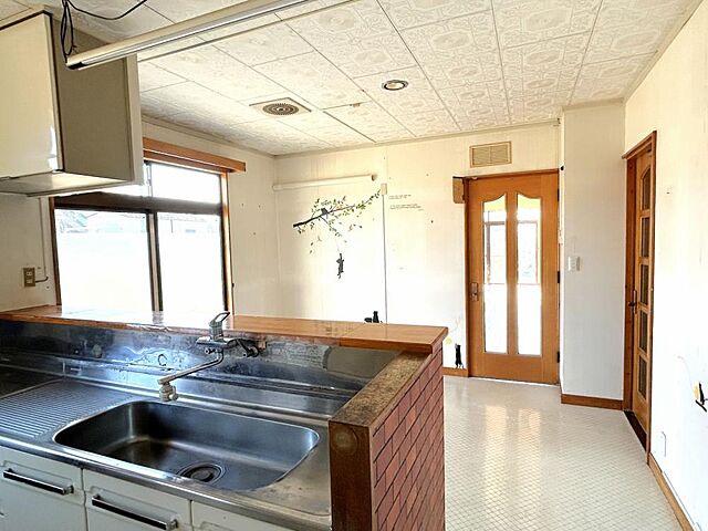 リビング/ダイニング 沼田市白沢町高平145-1