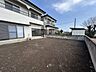 その他：【リフォーム済】敷地の南側は樹木撤去や倉庫解体を行いました。お庭造り（ただし土の入れ替え等が必要となる場合があります）、道路に面していないので、お子様の遊具置き場やペットの遊び場にいかがですか。