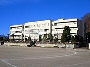 Aコープ　北橘店 【中学校】北橘中学校 まで2400m（徒歩30分）。 1100m