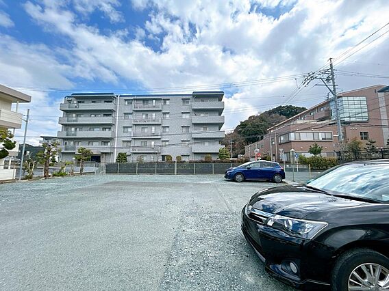 【敷地外駐車場...