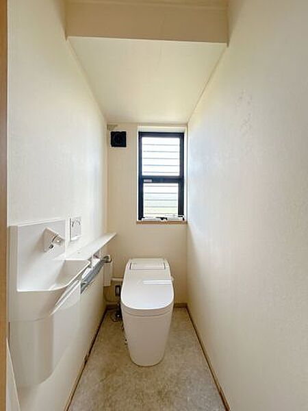 トイレを拡大表示