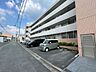室内：駐車場写真です。