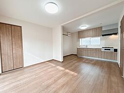 物件画像 亀山市和田町　戸建て