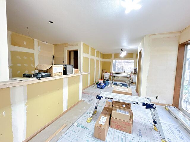 室内 富山市八尾町高善寺268-13