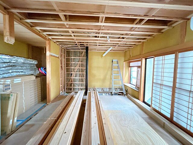 室内 富山市長附400-11