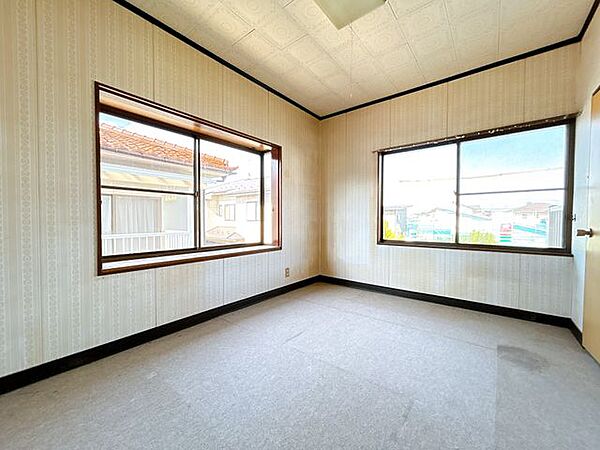 洋室を拡大表示