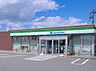 周辺：ファミリーマート金沢金石東店様まで約400ｍ。