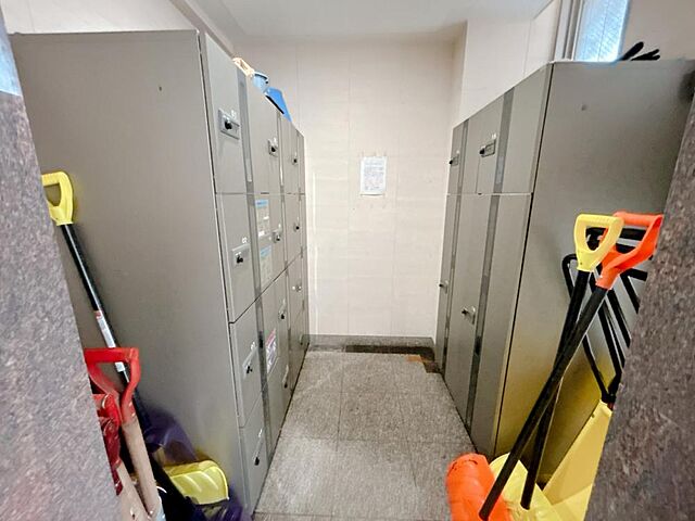 その他 ロアール社南 6階/-