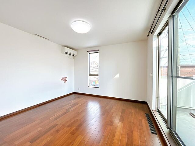 室内 福井市運動公園3丁目106-2