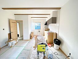 坂井市丸岡町南横地　戸建て 2SLDKのリビング/ダイニング