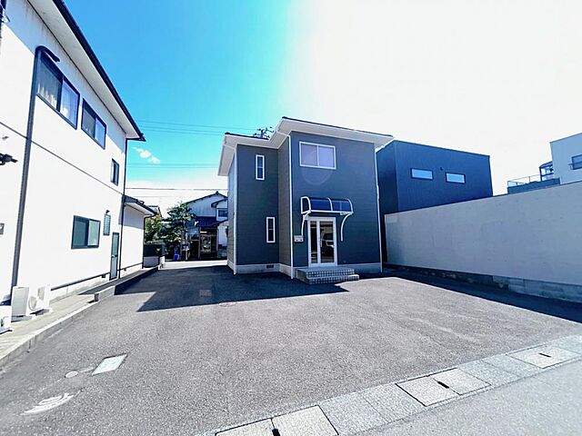 外観 坂井市丸岡町南横地2-28-8