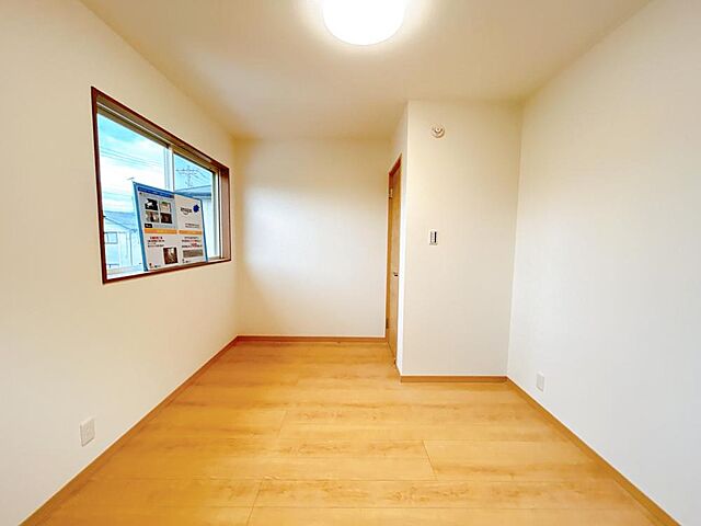 室内 坂井市丸岡町南横地2-28-8