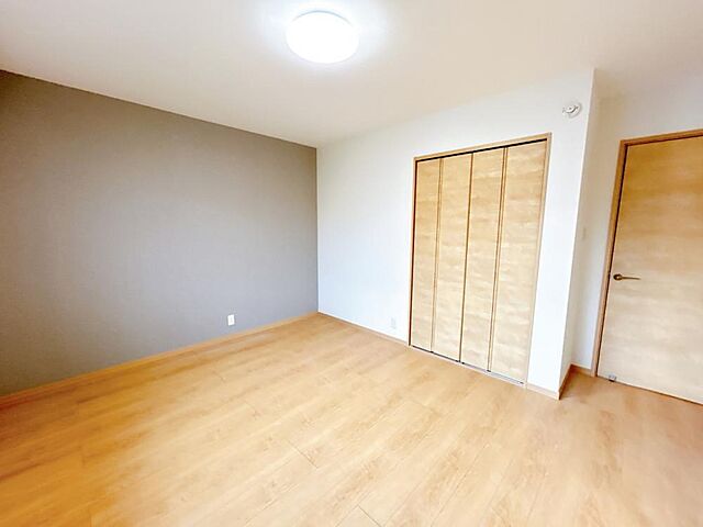 室内 坂井市丸岡町南横地2-28-8