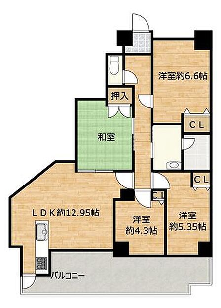 4LDKの間取りで3人から4人で住む方にお勧めです。リビングは和室とつながっているので開放的に使用することが出来ます。