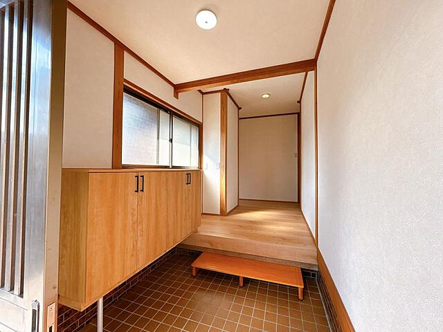 玄関 境港市誠道町298