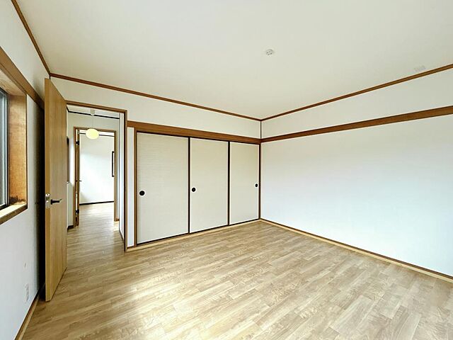 室内 米子市永江651