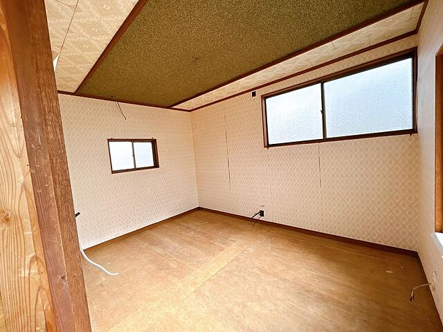 室内 西伯郡伯耆町大殿1286-3