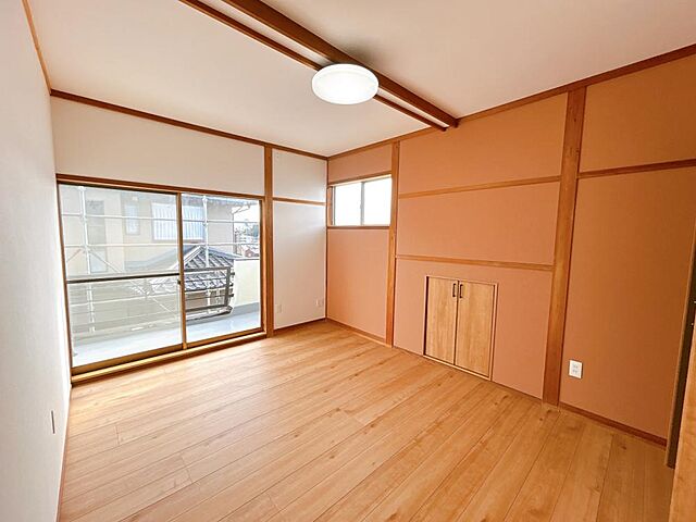 室内 米子市福市516-3