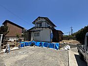 【リフォーム中】外観写真です。駐車場は3台駐車可能に拡張予定です。