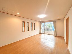 総社市岡谷　戸建て