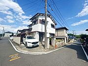 価格には消費税を含みます。自社物件につき随時ご案内可能。内覧希望の方はお電話ください。