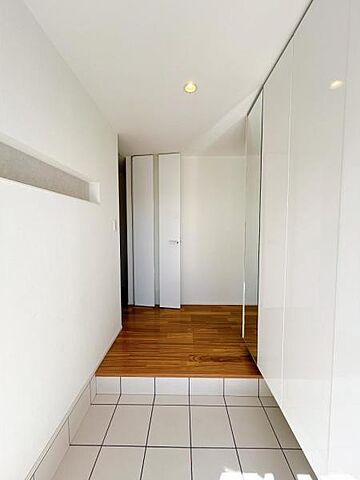 室内 福山市青葉台2丁目13-20